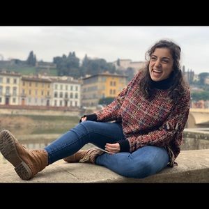 Meet your Posher, Deanna